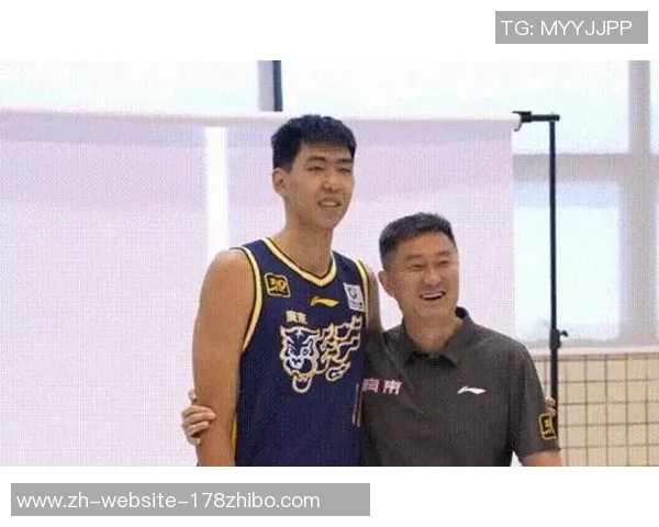 广东男篮对决同曦徐昕与法尔巅峰对决徐杰肩负重任杜锋誓言连胜再创辉煌 广东男篮对决同曦徐昕与法尔巅峰对决徐杰肩负重任杜锋誓言连胜再创辉煌